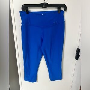 Nike drifit cropped workout pants